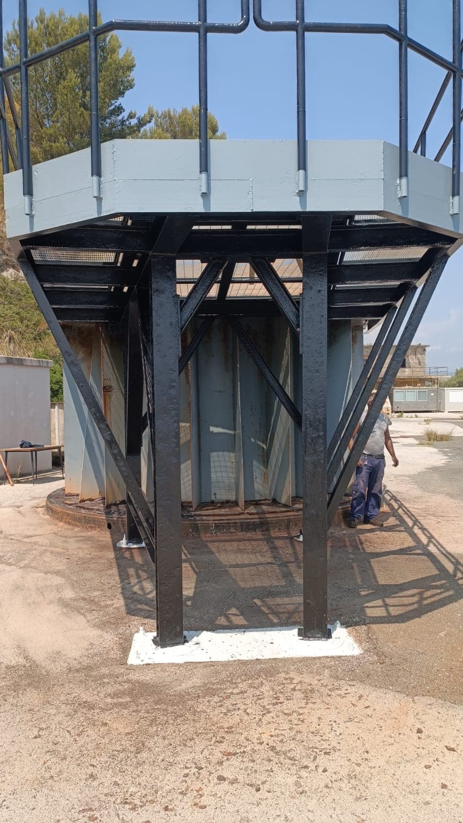 Steel support structure installed outdoors