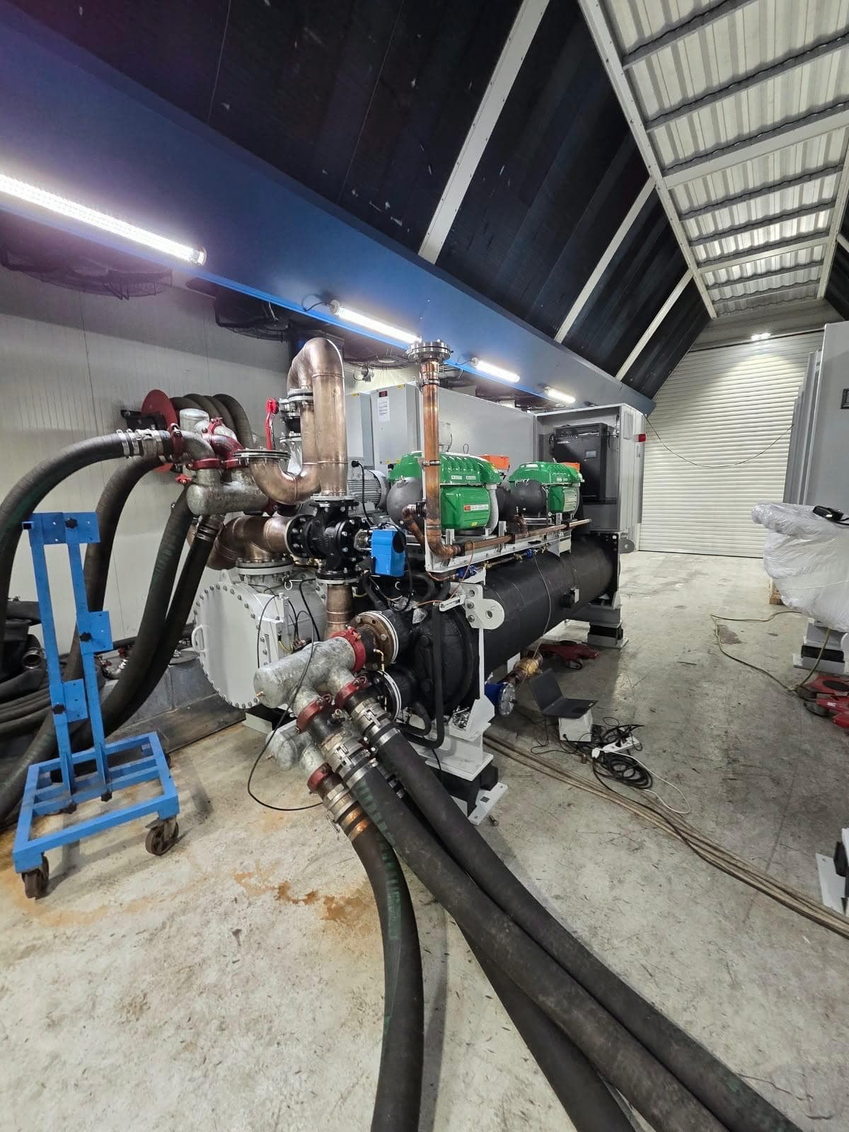 Marine chiller on the test bench during FAT