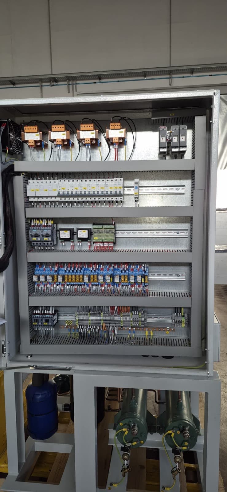 Quadro elettrico di controllo della cella frigo