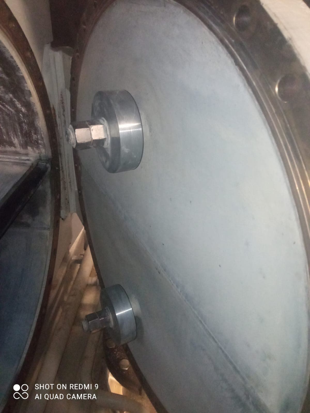 Exchanger head closed after maintenance